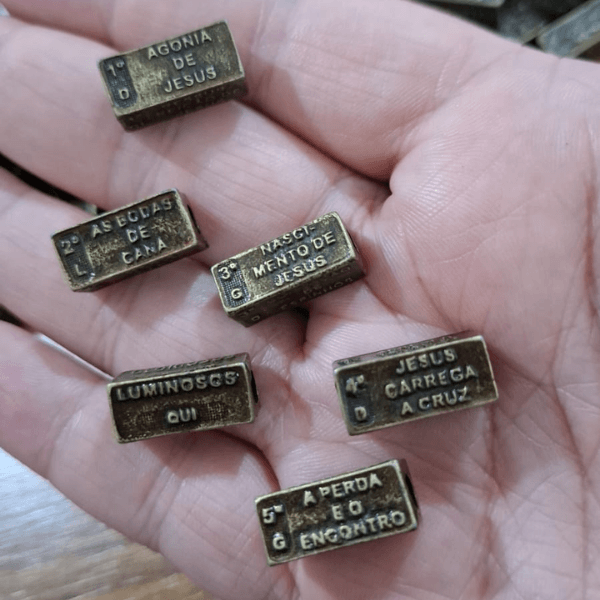 KIT PAI NOSSO MISTERIOS 1313 .