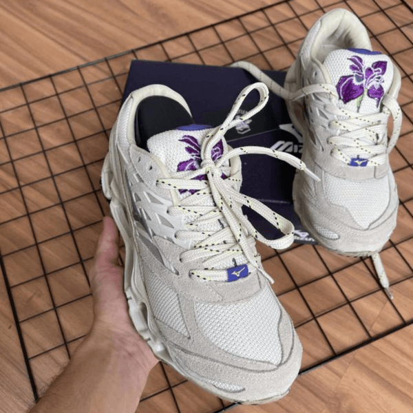 Mizuno Wave Prophecy LS Bege Flor de Lotus NTP Shoes