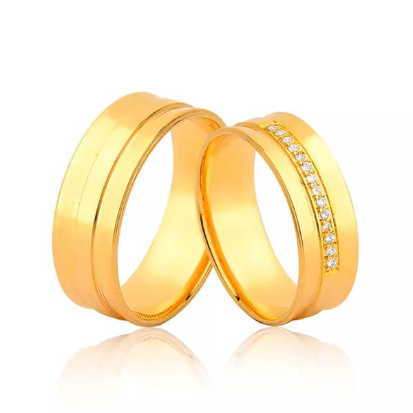 Par de Alianças em Ouro 18K com Diamantes
