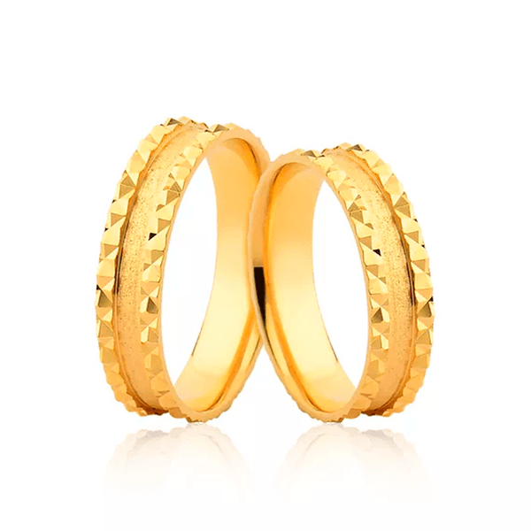 Par de Alianças Trabalhadas em Ouro 18K