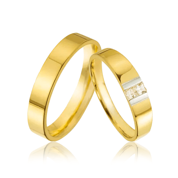 Par de Alianças com Diamantes Carrê em Ouro 18K