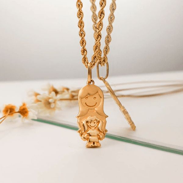 Pingente Mãe e Filha em Ouro 18K