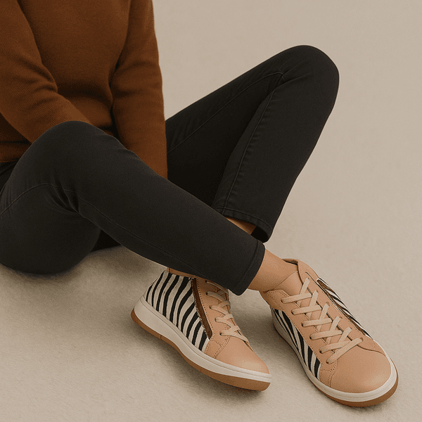 Bota Couro Premium Graxo Nude/Pelo Zebra 2055