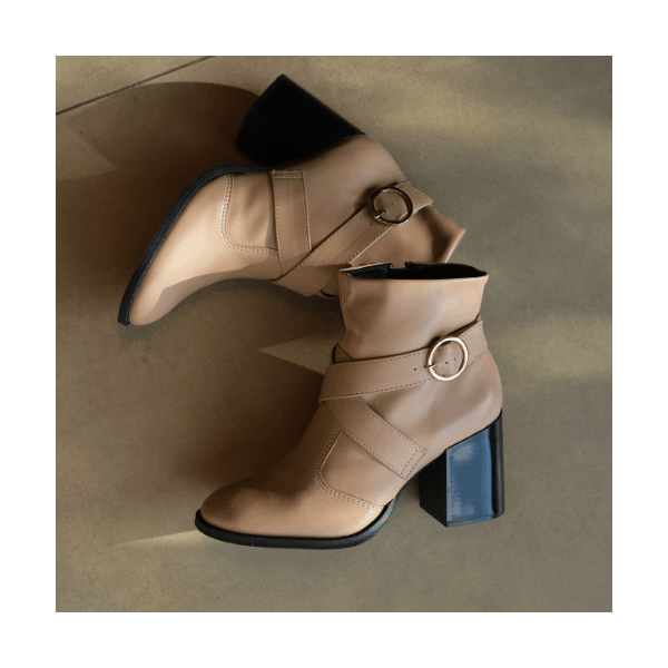 Bota Antônia Nude 