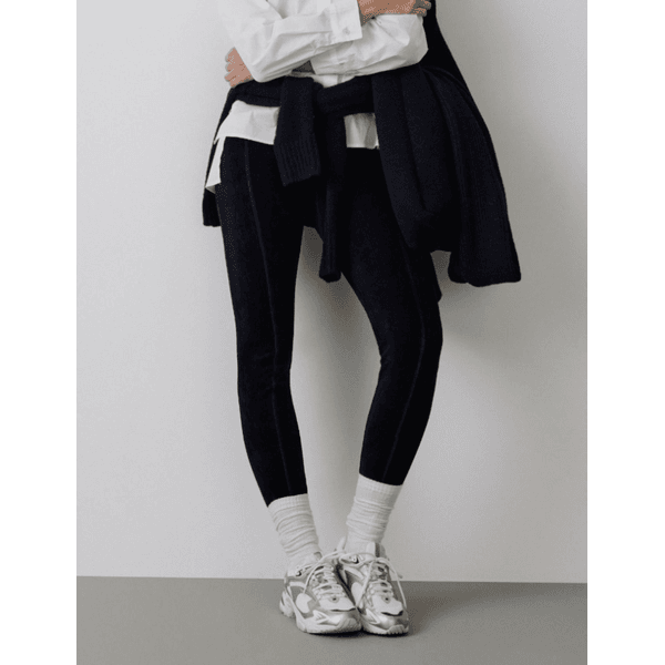 Calça Veludo Cotelê Nori Preto 