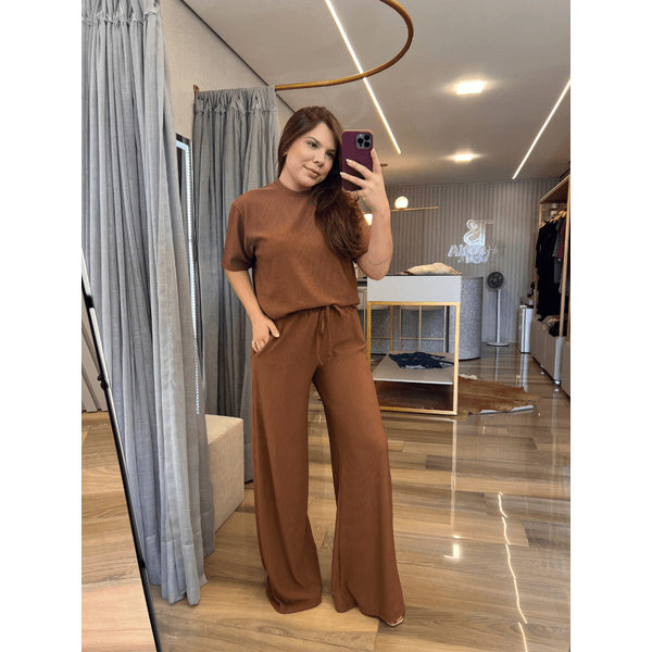 Conjunto Manuela Plus Marrom Claro