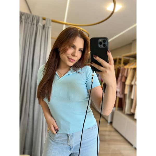 Blusa Gola Polo Canelada Azul Claro 