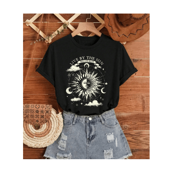 Camiseta Feminina Com Estampa De Sol E Rosto, Gola Redonda, Manga Curta - PRETO - QUEIMA DE ESTOQUE