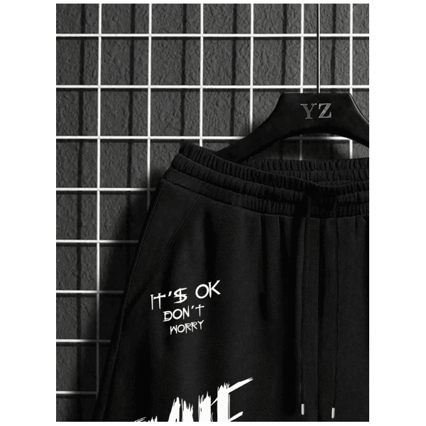 Shorts MOLETOM X IT'S OK Homens Gráfico De Slogan Cintura Com Cordão - PRETO - QUEIMA DE ESTOQUE