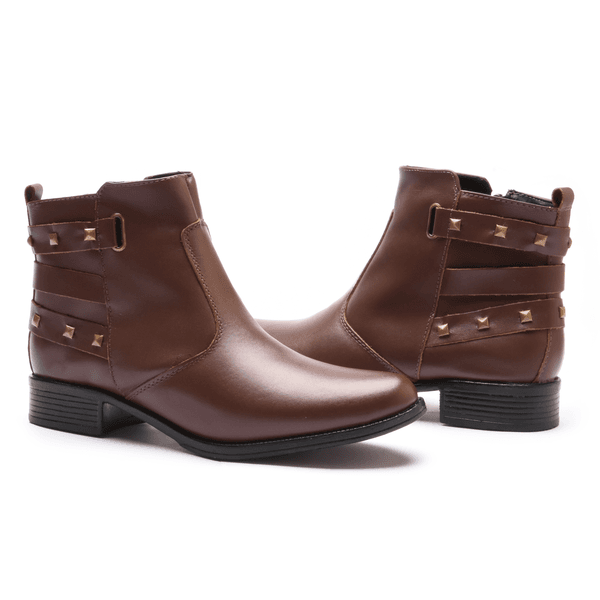 BOTA FEM EM COURO BAIXA COM SPIKE 40F122-CAFE