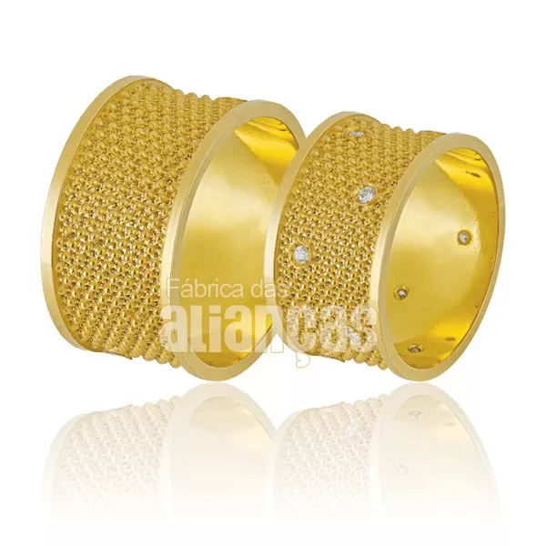 Alianças De Noivado e Casamento Em Ouro Amarelo 18k - FA-824 - Fábrica das Alianças