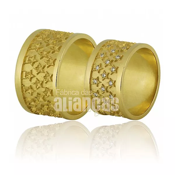 Alianças Personalizadas com Estrelinhas e Diamantes - FA-664 - Fábrica das Alianças