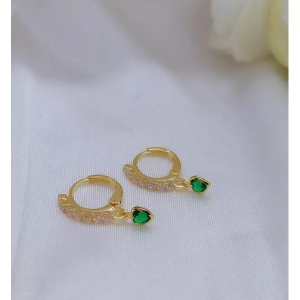 Argola Banhada a Ouro Zircônias