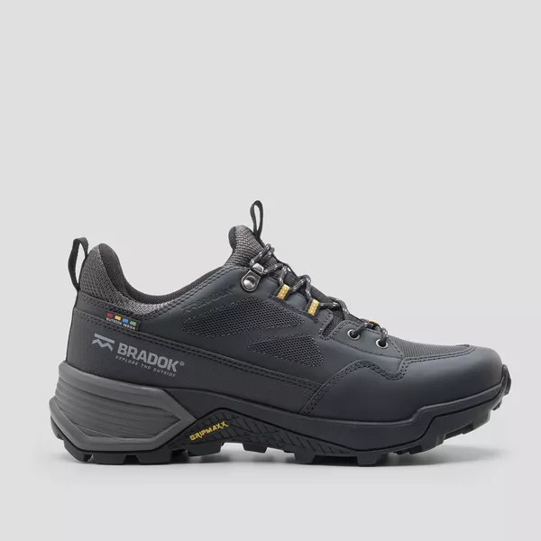 tenis-bradok-adventure-hiking-
