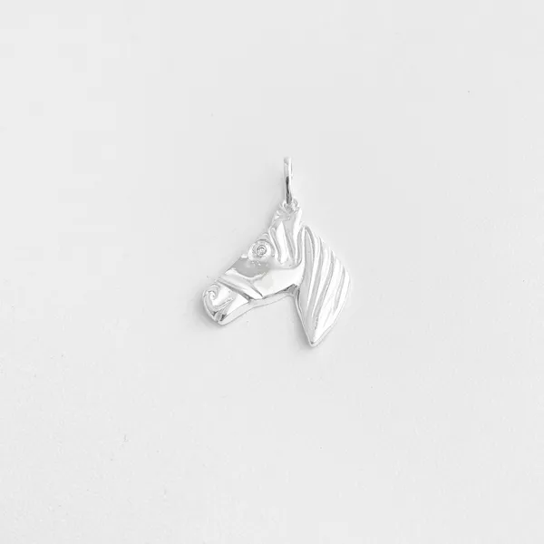 Pingente face de cavalo zircônia prata 925 