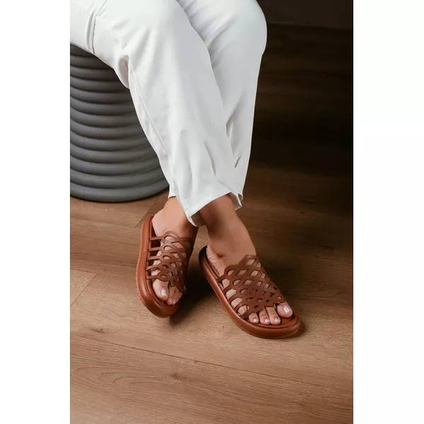 Sandalia Flat Trama_137- Caramelo