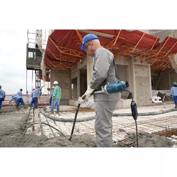 Compactador de Concreto Com Mangueira GVC 22EX F0601.283.1E1-000