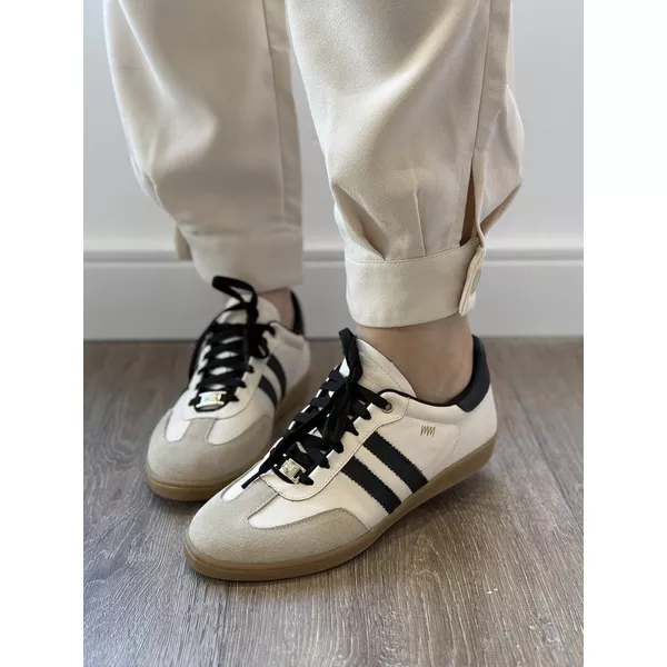 Tênis Sandra Off white/Preto