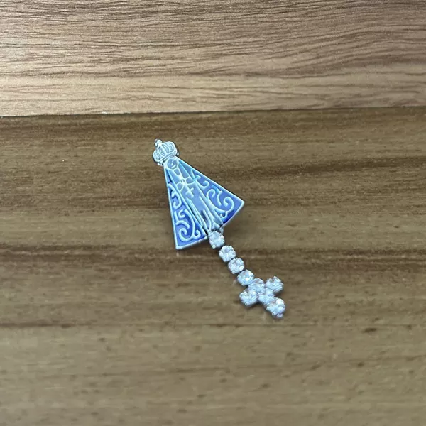 Aplique de Metal Broche para Chapéu Modelo Nossa Senhora Azul