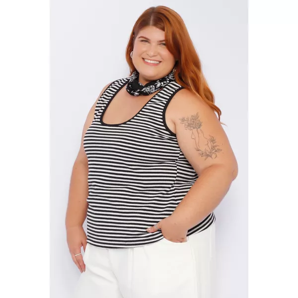 Blusa Regata Malha Listra Preta - Plus Size