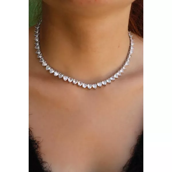 Gargantilha Luxo Riviera Corações Fecho Joia em Banho de Ródio Branco.