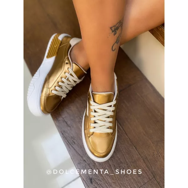 Tênis Carol {Dourado} - Dolce & Menta