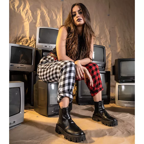 Bota Tratorada Meggie - Chelsea Feminina - Estilo Veggie Verniz
