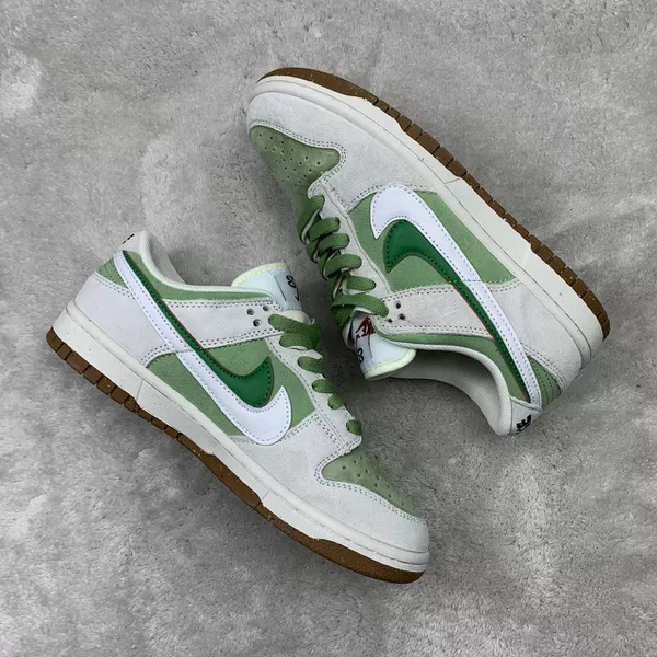 Tênis NK Dunk Low (Dois símbolos) - Verde/Branco -...