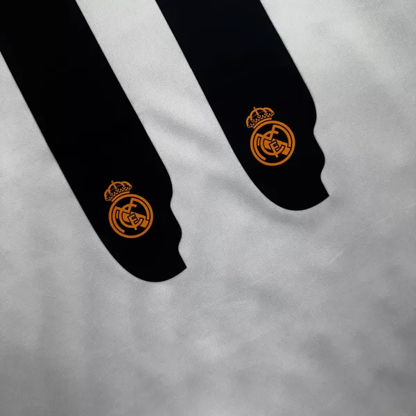 Camisa Retrô Real Madrid Home I 13/14 - Branca - Bale #11 | FUTCAMISA