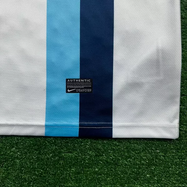 Camisa Retrô Manchester City Third III 13/14 - Branca - Kun Agüero
