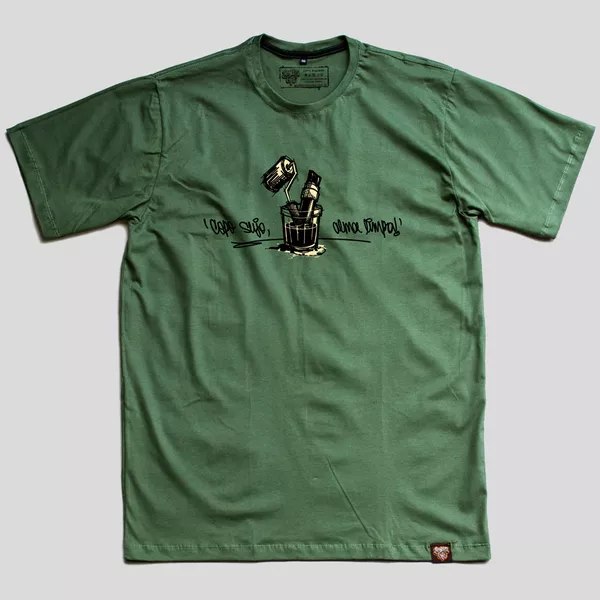 Camiseta COPO SUJO - Oliva - Graffiti com Café