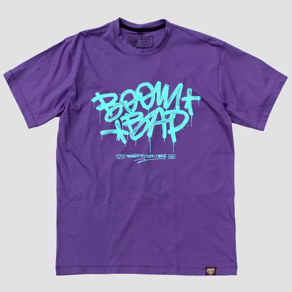 Camiseta BOOM BAP - Roxa - Graffiti com Café