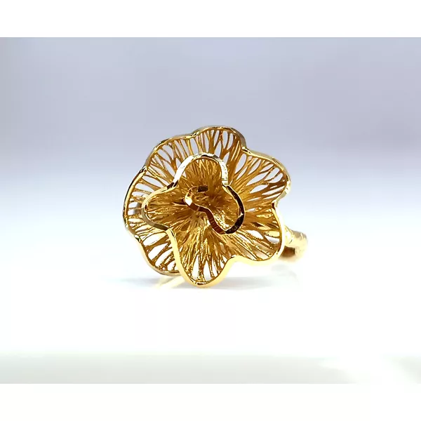 Anel em Ouro 18k Flor Desenhada e Diamantada | Helder Joalheiros