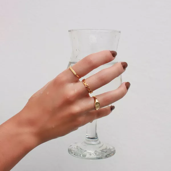 Anel Quadrado Fino Personalizável Folheado em Ouro 18k