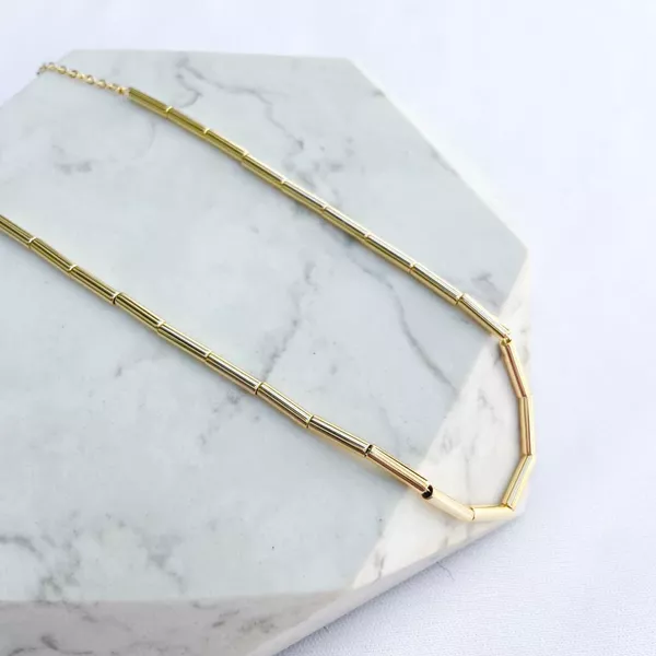 Colar Canutilhos Finos Folheado em Ouro 18k