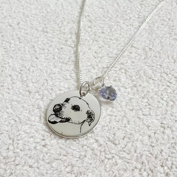 Colar Medalha M Personalizada Folheado em Prata 925