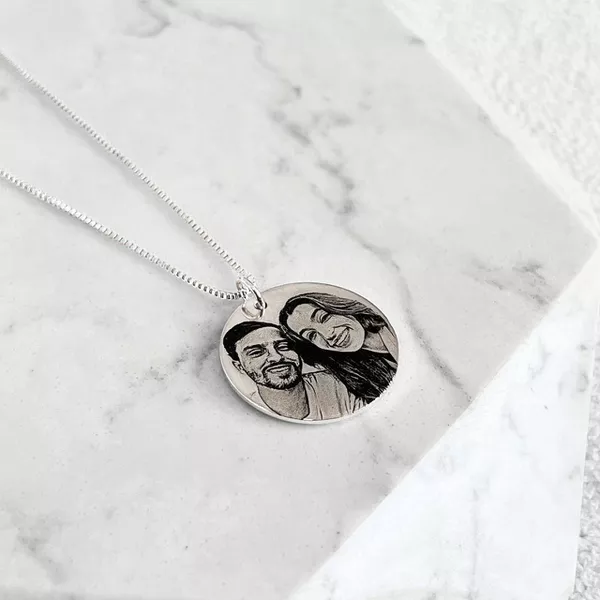 Colar Medalha G Personalizada Folheado em Prata 925