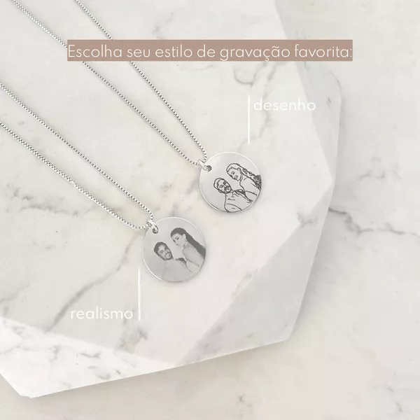 Colar Medalha M Personalizada Folheado em Prata 925