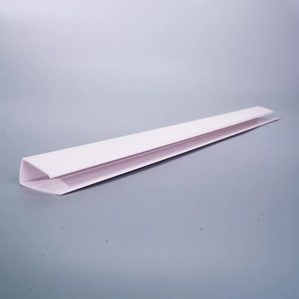 ARREMATE U EM PVC BRANCO NEVE 3,0M