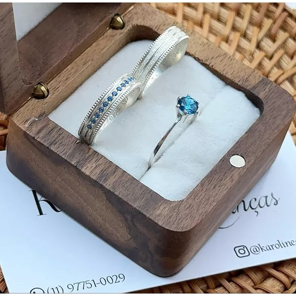 Alianças sthefany com 4 mm fosca diamantada com solitario simples