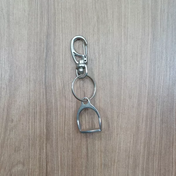 Porta Celular em Couro Entalhado 