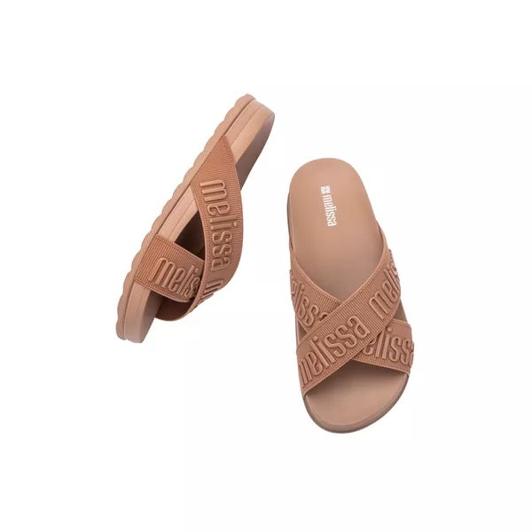 ももこ ② Melissa Chinelo Cozy Slide M Lover II - Marrom | Loja Mônica's