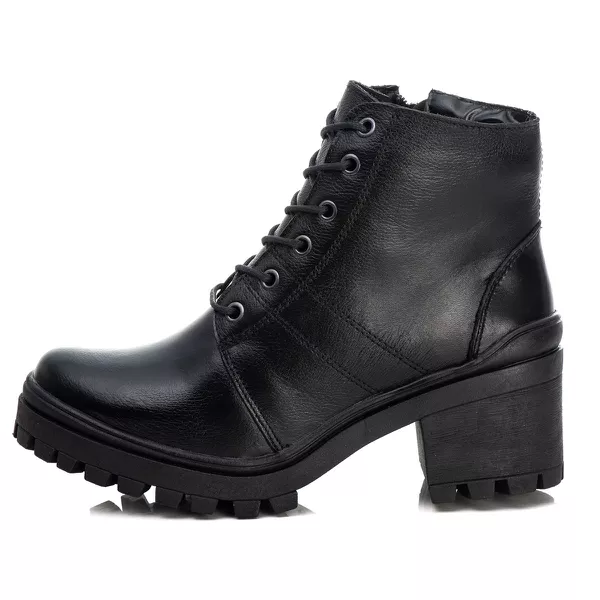 Bota Coturno Tratorado Feminina Em Couro Legitimo Preto