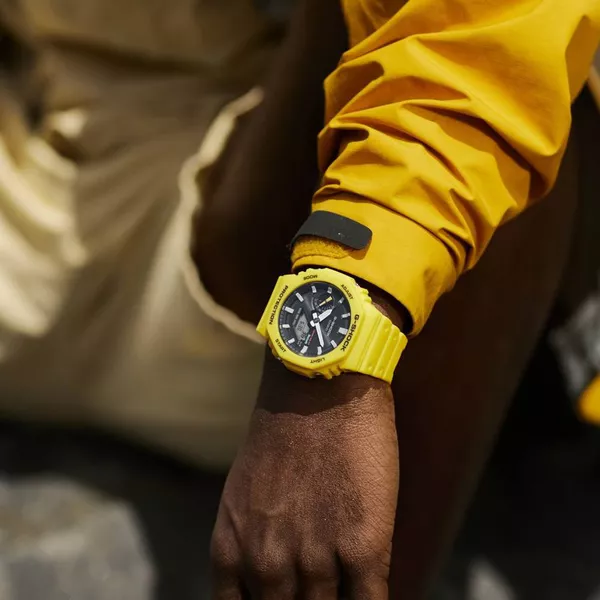 Relógio Casio G-Shock Bluetooth e Tough Solar Amarelo GA-B2100C-9ADR