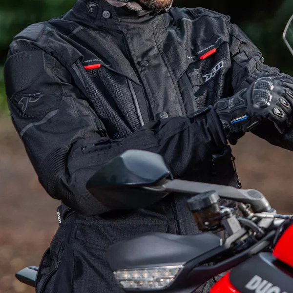 Jaqueta X11 Travel 3 - Preta Moto One