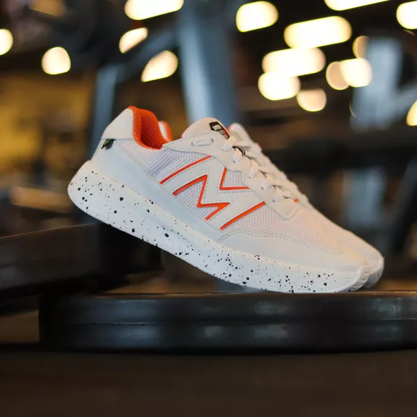 Tênis Branco para Treino Xtep Run II - White Orange | MVP Fitness