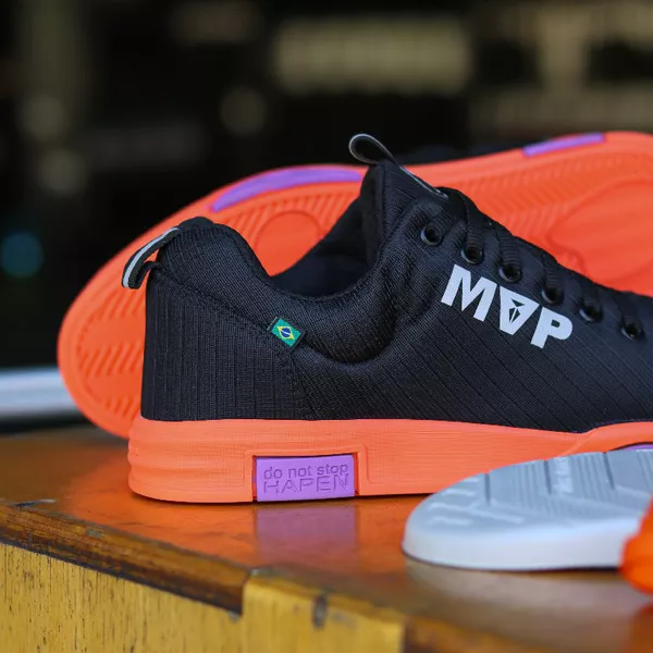 Tênis Preto de Treino Rhino Tech III - Black Oranhe | MVP Fitness