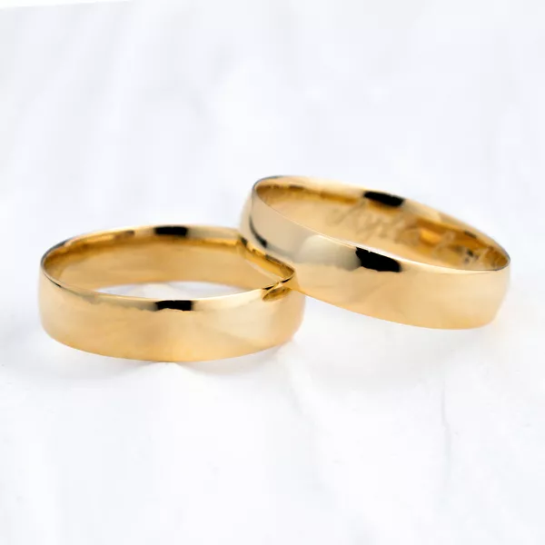 Aliança de Casamento em Ouro 18k Classic Abaulada 5mm - Par - Rosê & Co.
