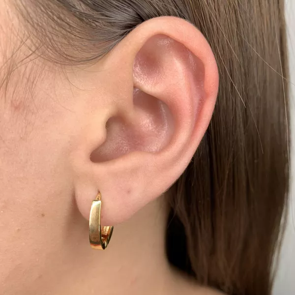Argola Click Oval Lisa Semijoia Banhada a Ouro 18k