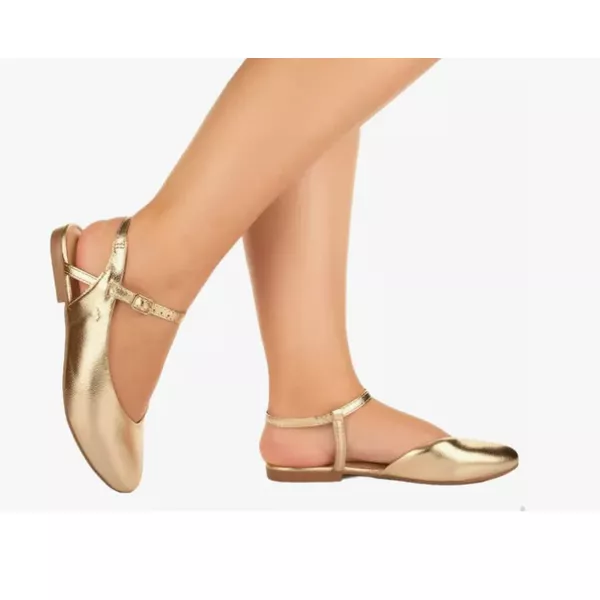 SAPATILHA DOURADO DE ABOTOAR